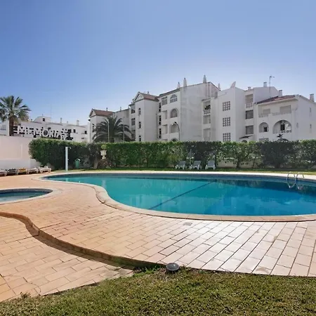 Apartment Alta Oura *